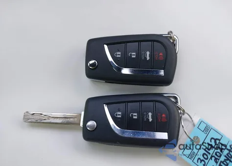 2021 Toyota Corolla Se from USA, damaged, VIN JTDS4MCEXMJ053672